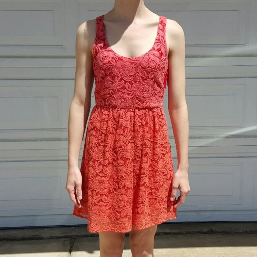Urban outfitter Ombre floral lace dress pink coral